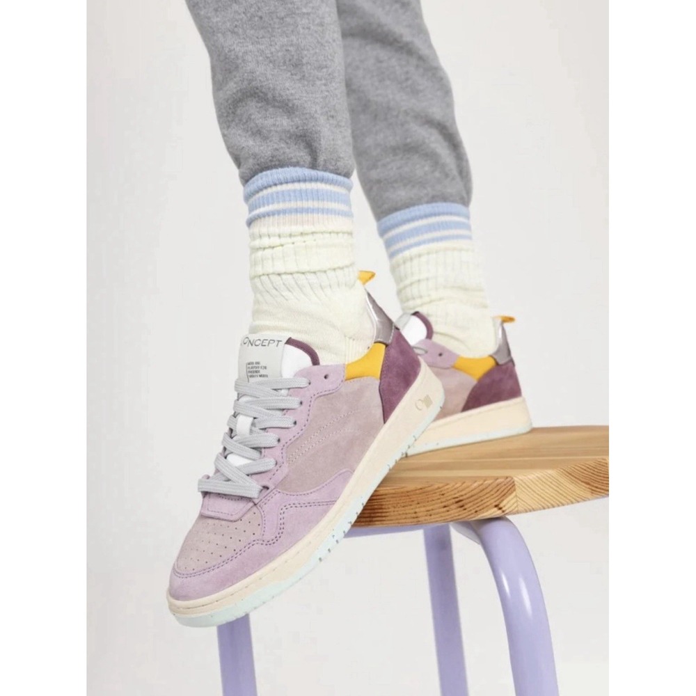 Oncept phoenix violet multi retro courtside sneaker Women's Sz 9